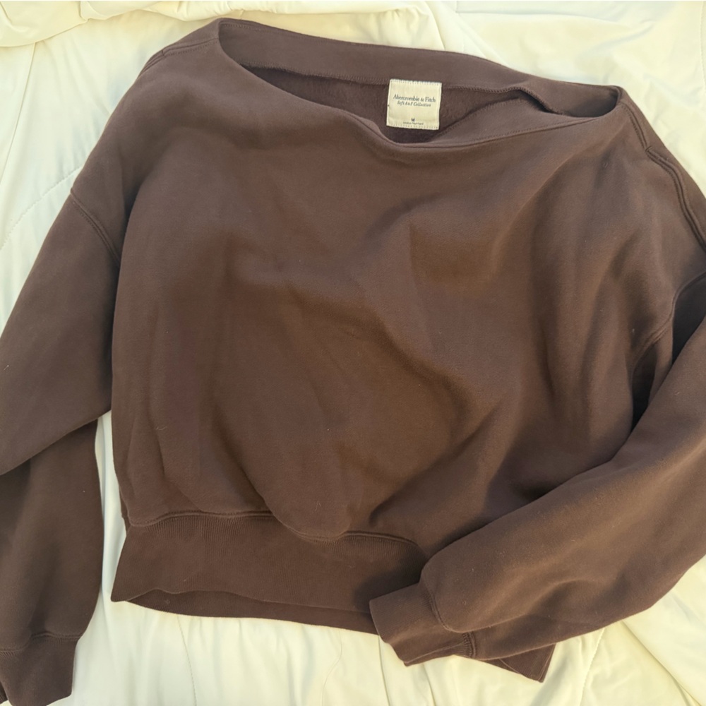 Abercrombie & Fitch Chocolate Brown off the shoulder Sweater - Picture 1 of 2